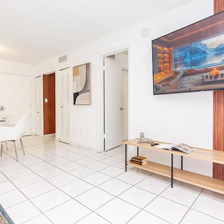 One Bedroom Apartment - With Parking & Balcony - Heart Of Wynwood Miami Buitenkant foto